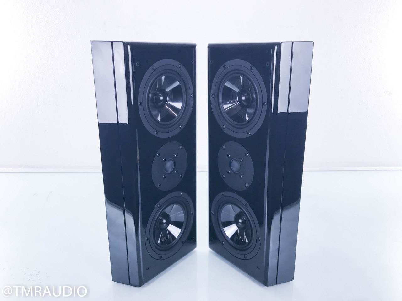 3-D at My Desk: Vienna Acoustics Waltz Grand Bookshelf Speakers Review