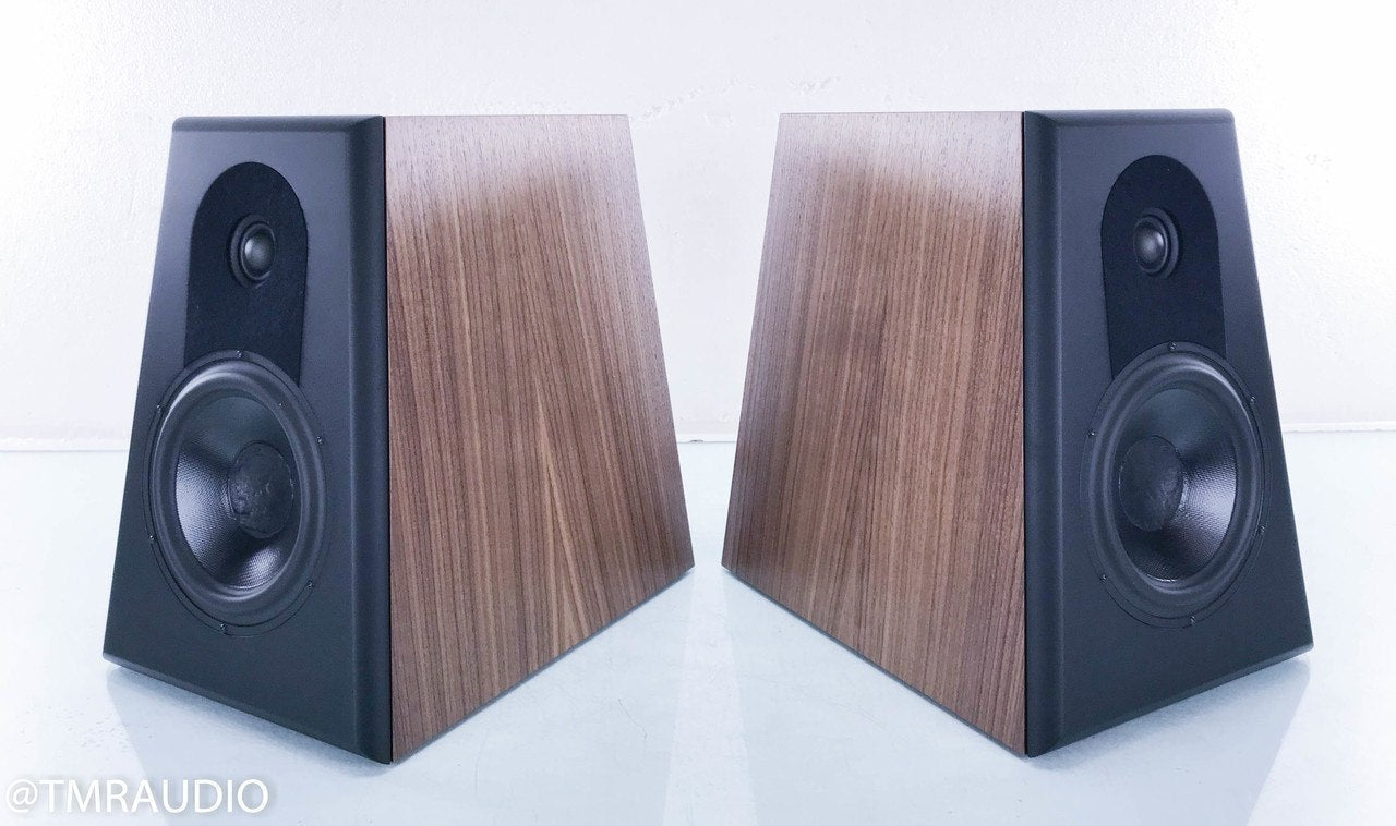 QLN Signature 3 Review — Trapezoid Design, Golden Ratio Acoustics, and Bookshelf Speaker Excellence