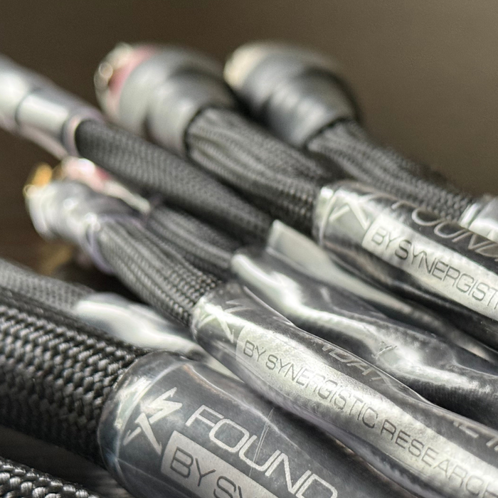 synergistic Research Foundation XL cable Loom
