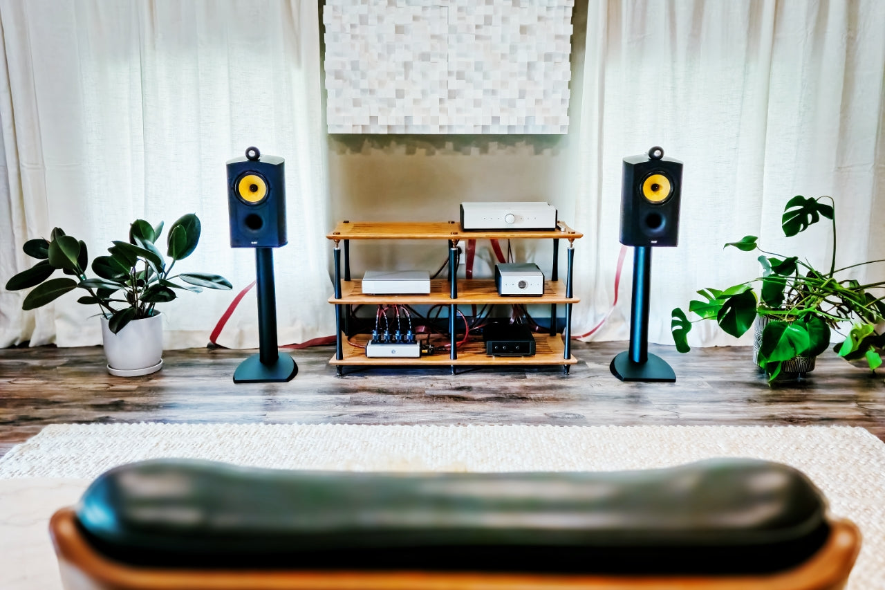 Bowers & Wilkins Nautilus 805 Review: High-End Bookshelf Speakers with Iconic Design