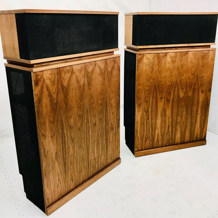Vintage Klipsch Review – Klipschorns, Heresy, and Cornwall Classics at TMR