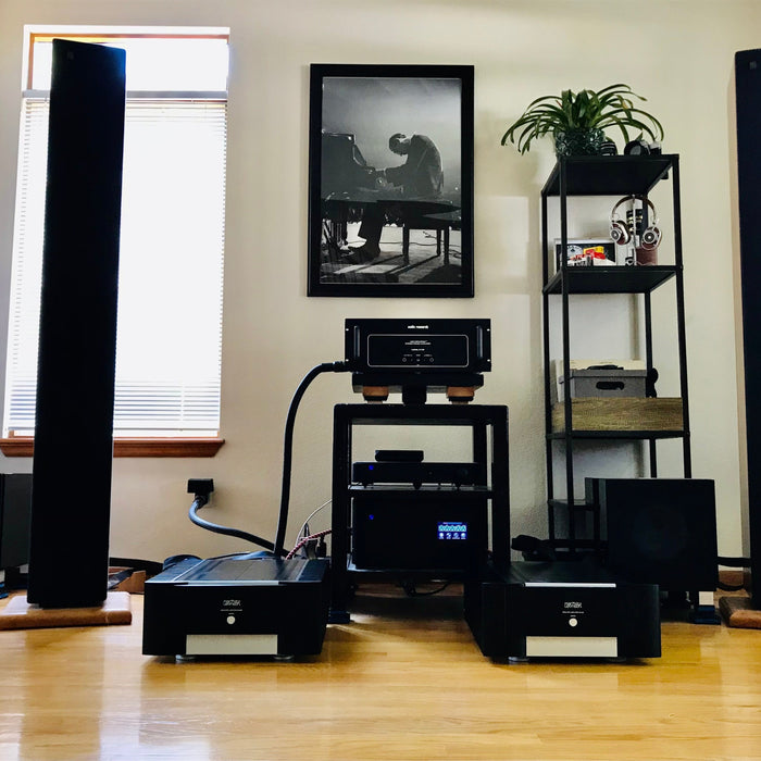 An Afternoon With Monos: Mark Levinson No. 536 Power Amplifiers