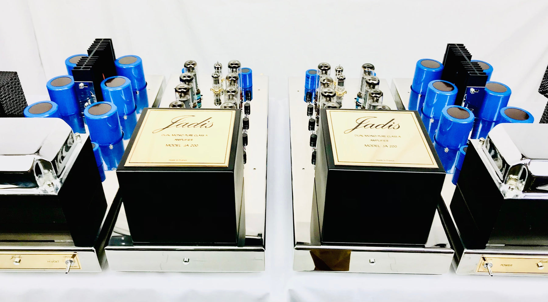 Jadis JA 200 Review: Chrome, Class-A Power, and the Magic of French Tube Design