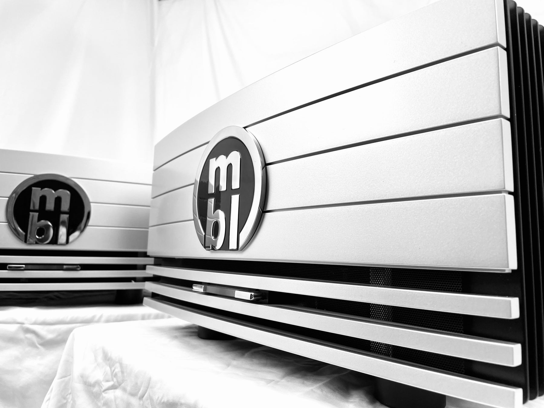 MBL Reference 9007 Mono Blocks: A Rare Chance at True Show-Level Power
