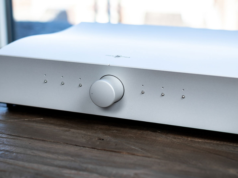 When Amplifiers Invent the Future: The Designs That Changed Hi-Fi