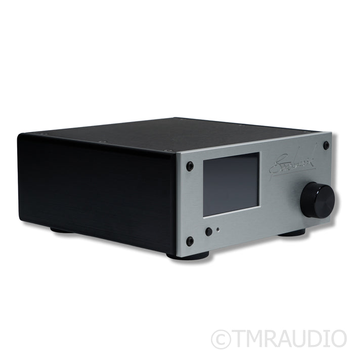 Benchmark Media LA-4 Preamplifier