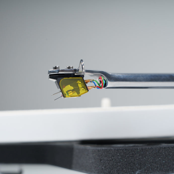 Rega Naia Belt-Drive Turntable; RB Titanium Tonearm; Aphelion 2 MC Cartridge