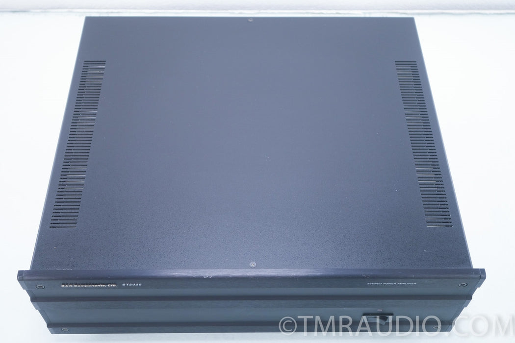 B&K Components ST-2020 Stereo power amplifier