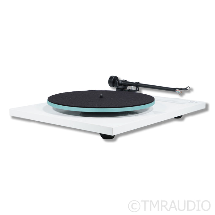 Rega Planar 2 Belt-Drive Turntable; RB220 Tonearm (No Cartridge)