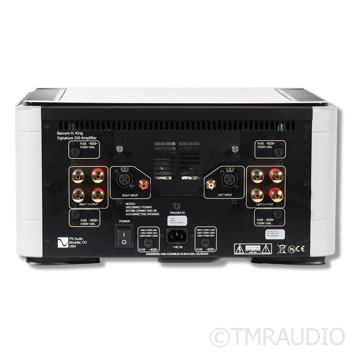 PS Audio BHK Signature 250 Hybrid Power Amplifier