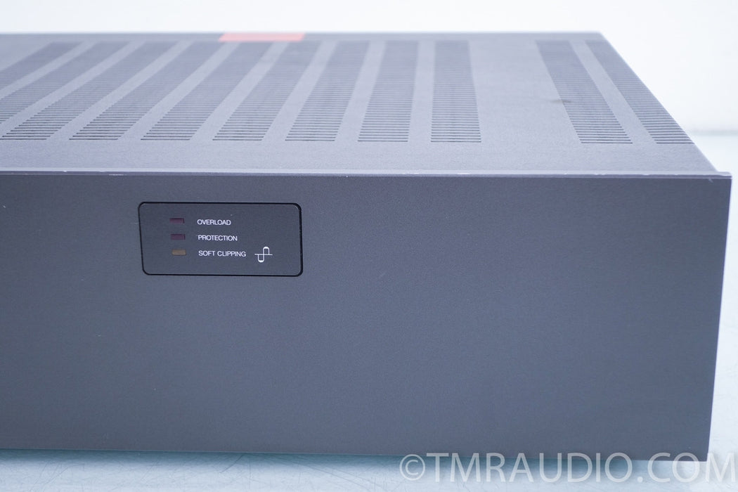 NAD 2200 Stereo Power Amplifier