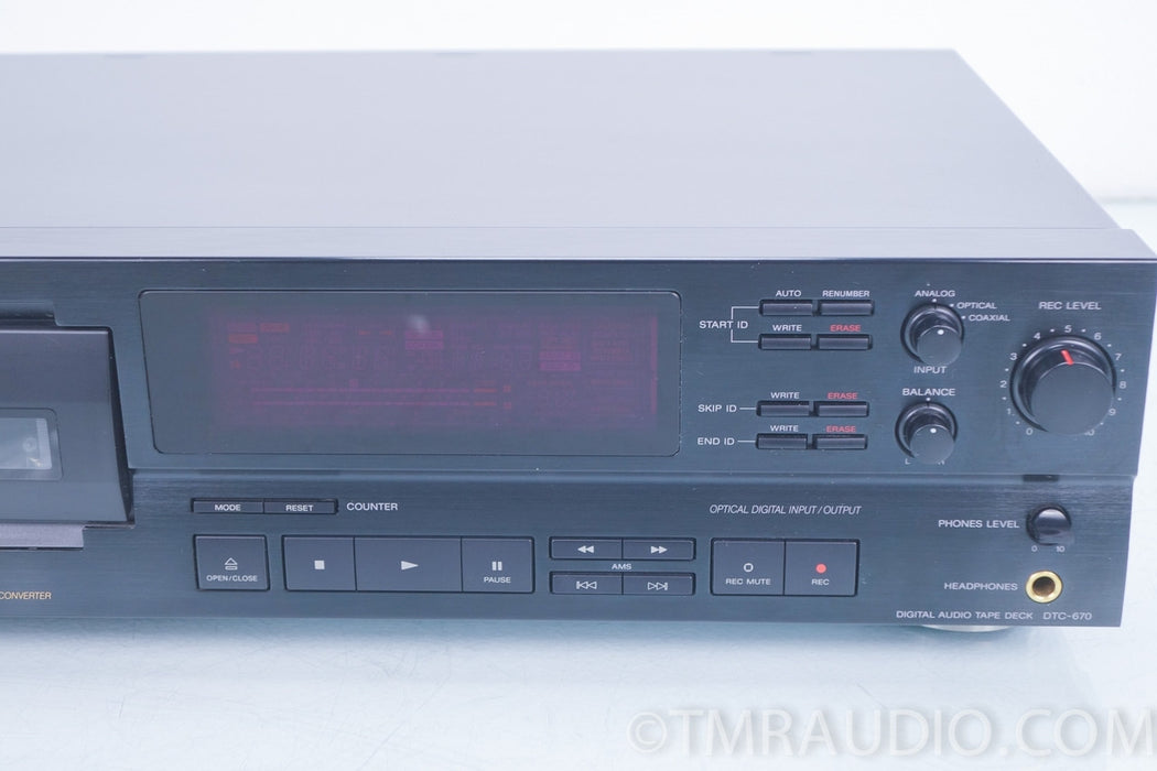 Sony DTC-670 DAT Digital Audio Cassette Recorder