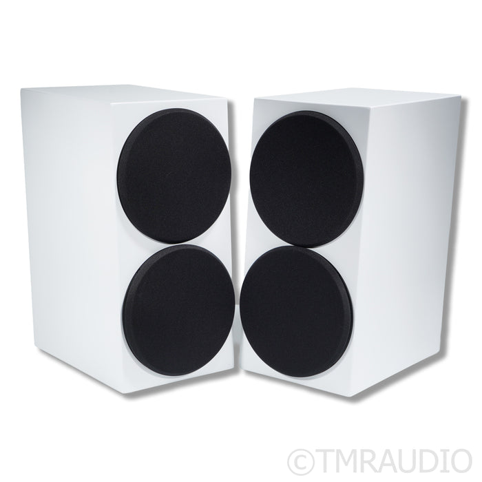Buchardt Audio Anniversary 10 Wireless Active Speakers; Platin Stereo Hub