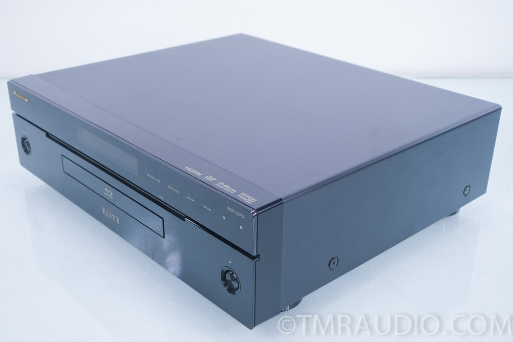 Pioneer Elite BDP-05FD Blu-ray Disc Player in Factory Box