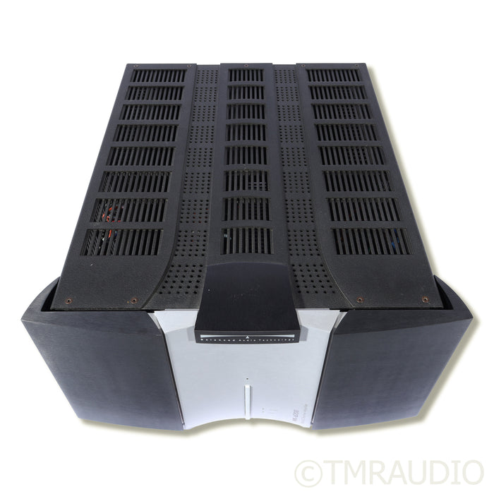 BAT VK-6200 3-Channel Power Amplifier