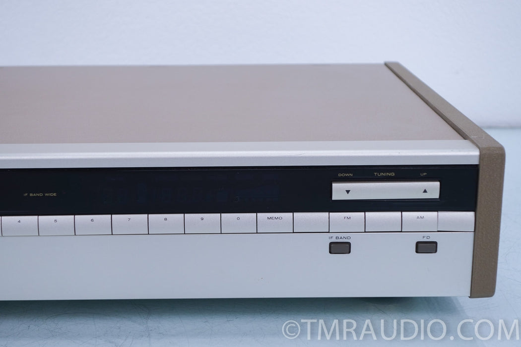 Marantz ST-50 Synthesized FM / AM Stereo Tuner