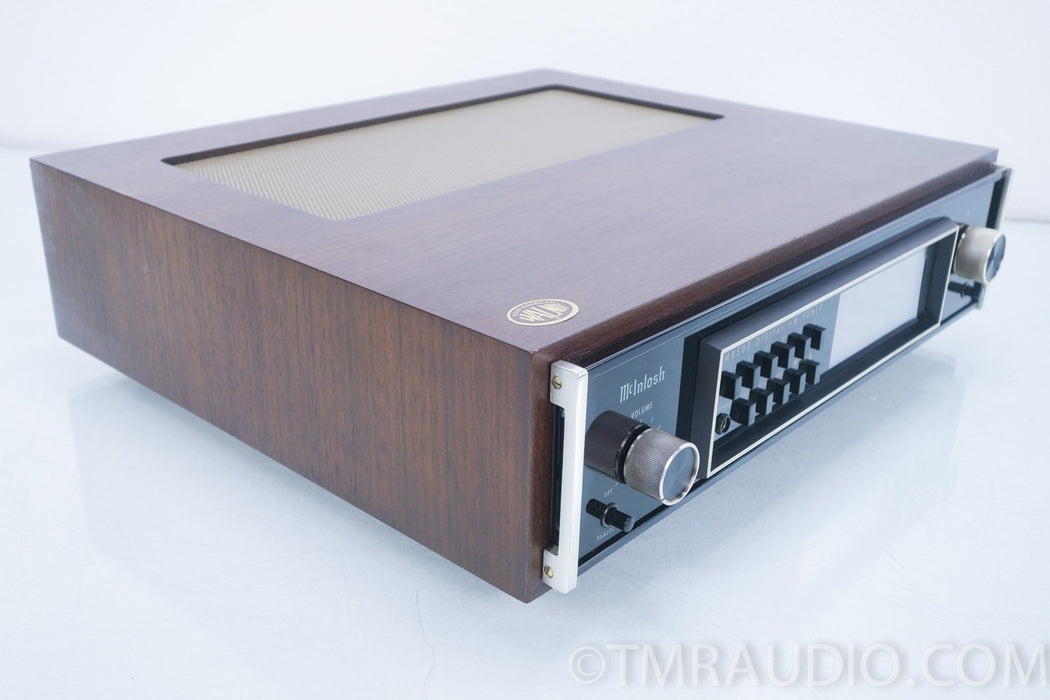 McIntosh MR500 Digital FM Tuner in Walnut Case