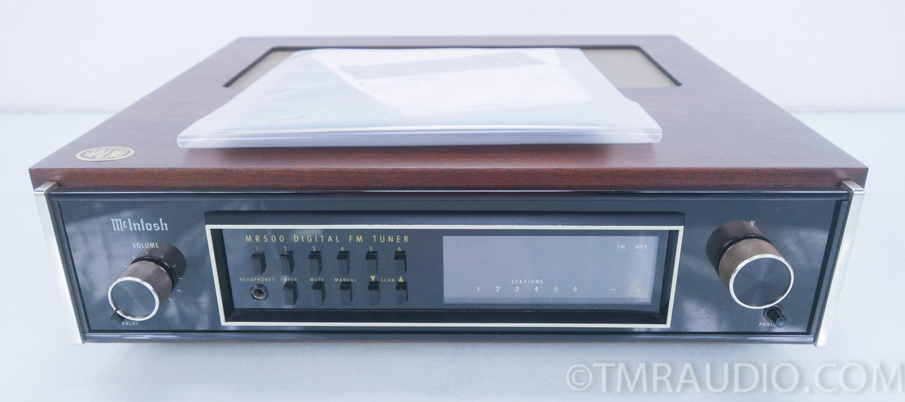 McIntosh MR500 Digital FM Tuner in Walnut Case
