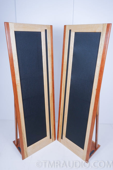 Magnestand Speakers