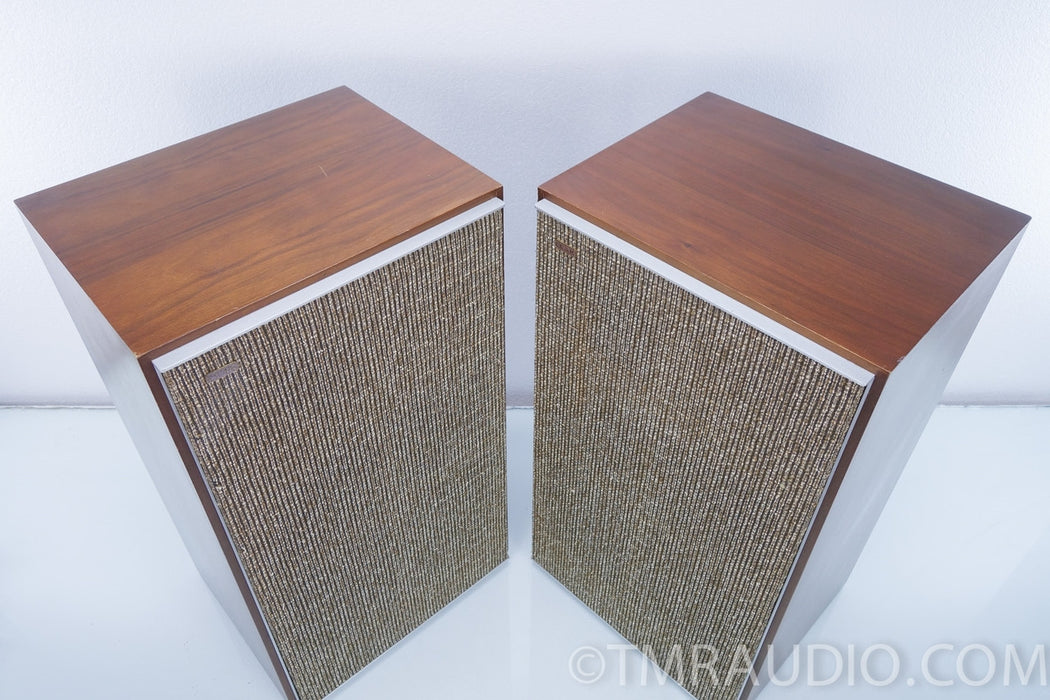 Leak Sandwich Speakers