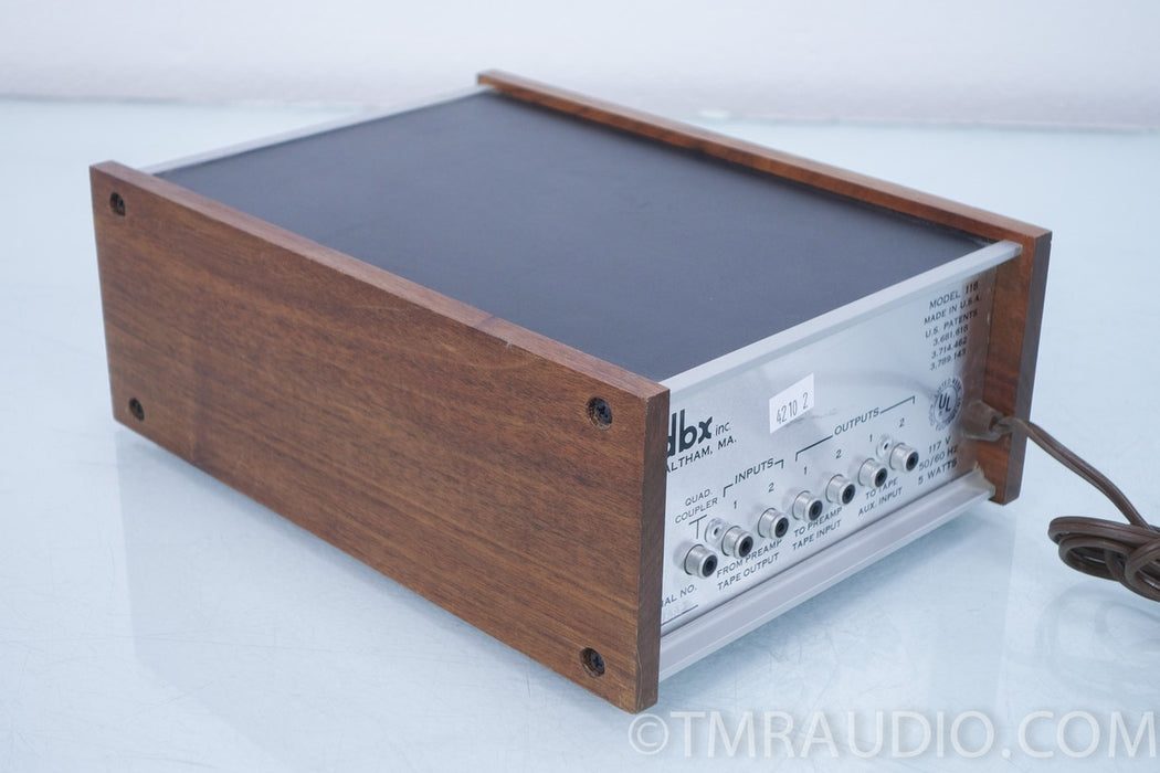 DBX 118 Stereo Recording Dynamic Range Expander Compressor Limiter