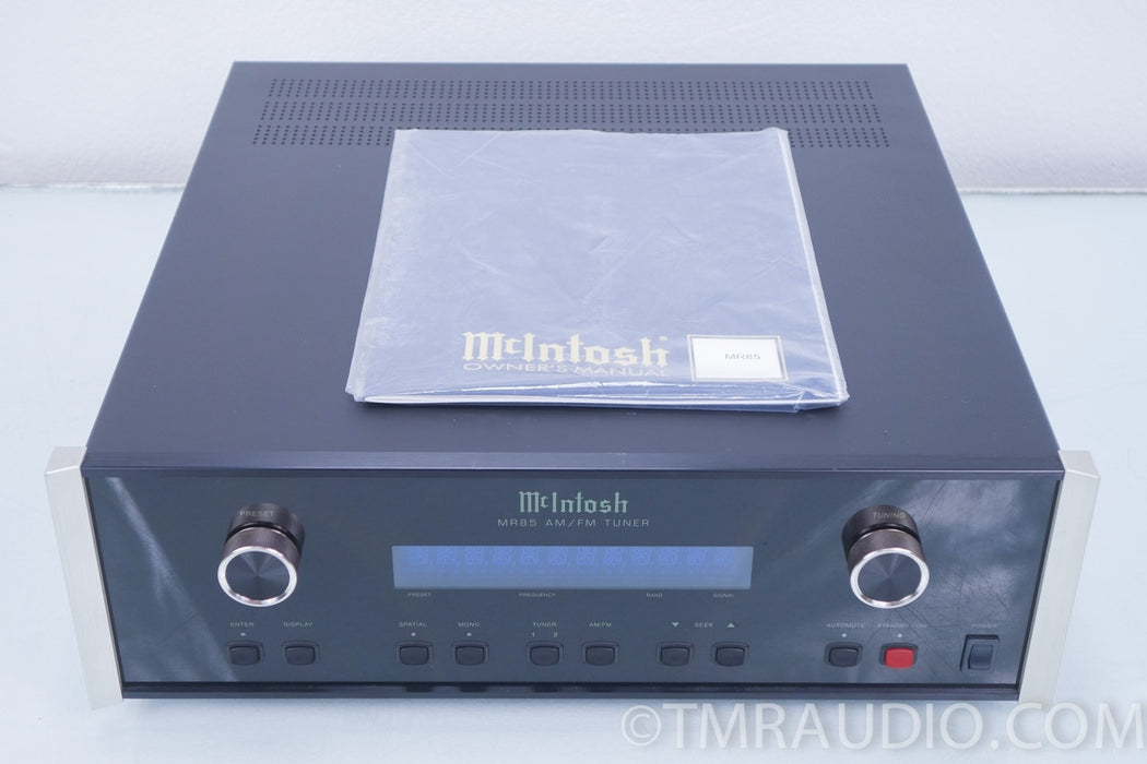 McIntosh MR85 AM / FM Digital Tuner in Factory Box