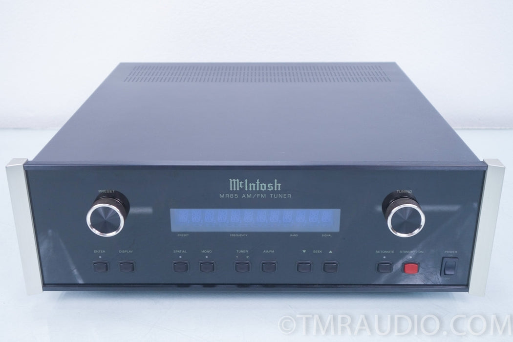 McIntosh MR85 AM / FM Digital Tuner in Factory Box