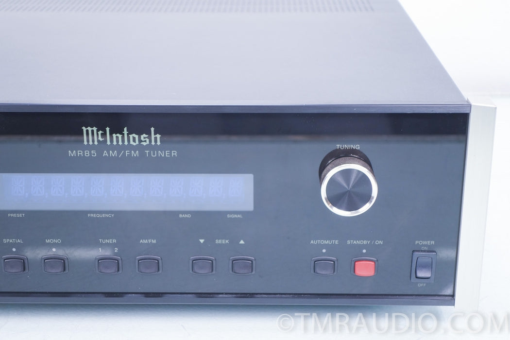 McIntosh MR85 AM / FM Digital Tuner in Factory Box