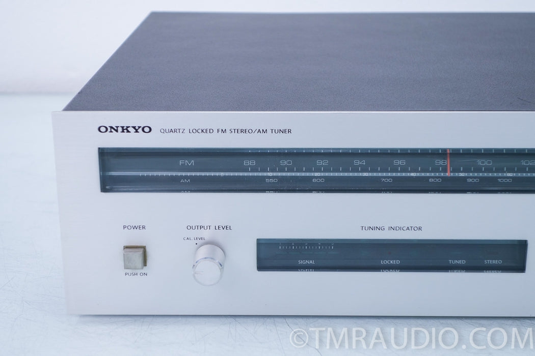 Onkyo T-4090 Vintage AM / FM Tuner