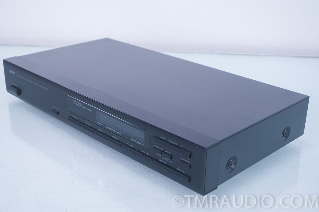Yamaha T-60 Natural Sound AM / FM Digital Tuner