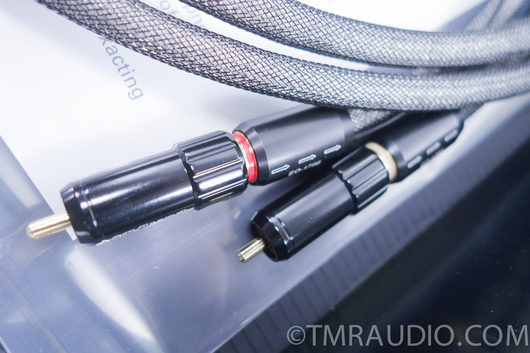 Tara Labs Onboard The One 1m RCA Interconnects / Cables