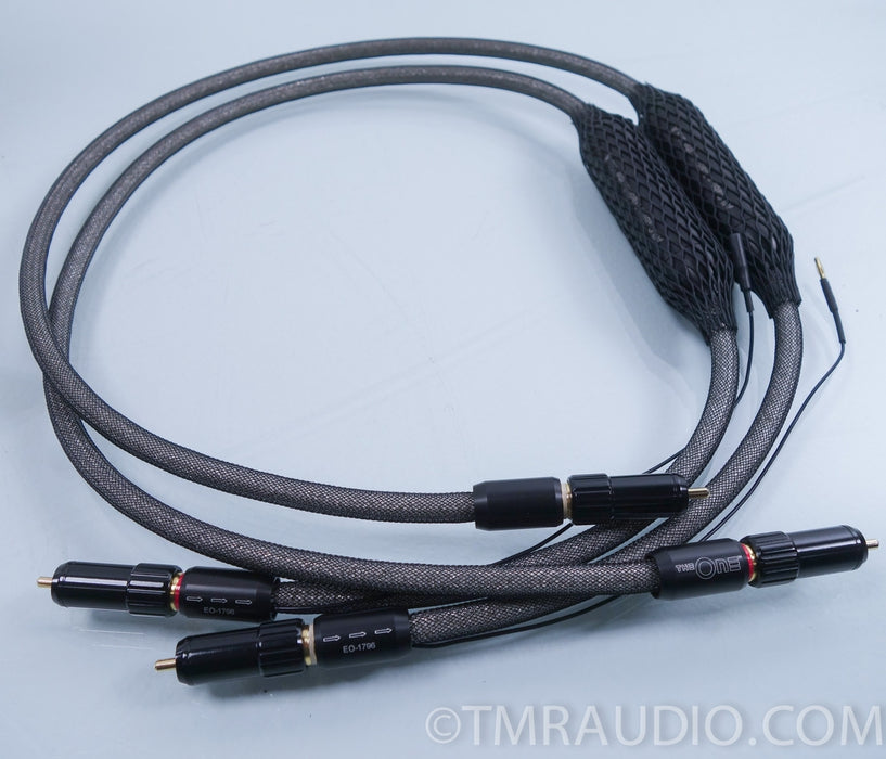 Tara Labs Onboard The One 1m RCA Interconnects / Cables