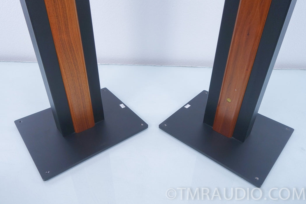Sonus Faber Concerto Bookshelf Speakers with Stands