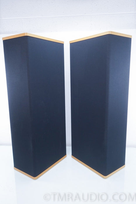 Vandersteen 2Ce Speakers in Factory Boxes with 2Ce Bases