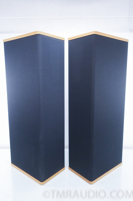 Vandersteen 2Ce Speakers in Factory Boxes with 2Ce Bases