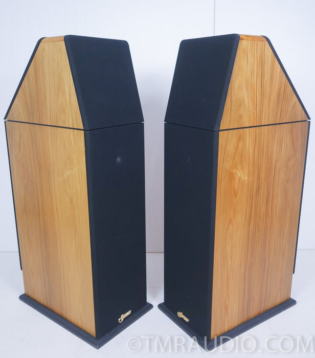 Genesis VI Speakers with Amplifier