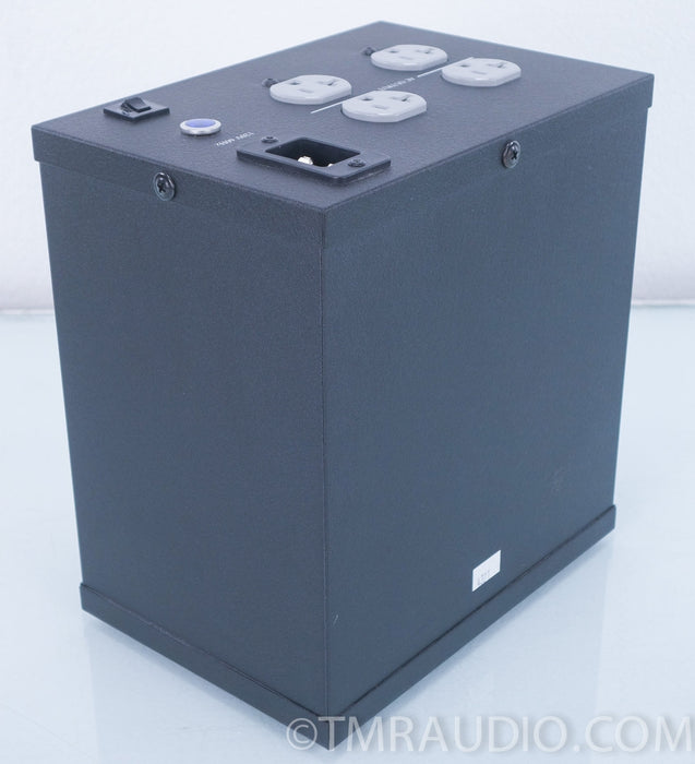 Richard Gray's Power Company RGPC 400 PRO Line Conditioner