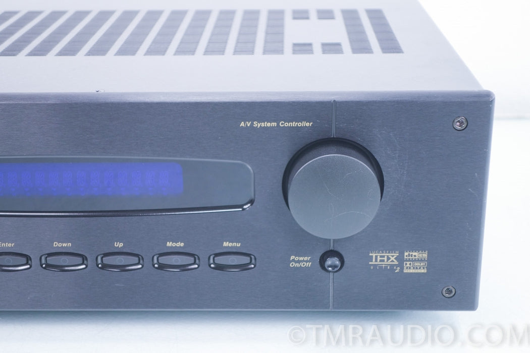 B&K Reference 50 Preamplifier / Surround Processor in Factory Box