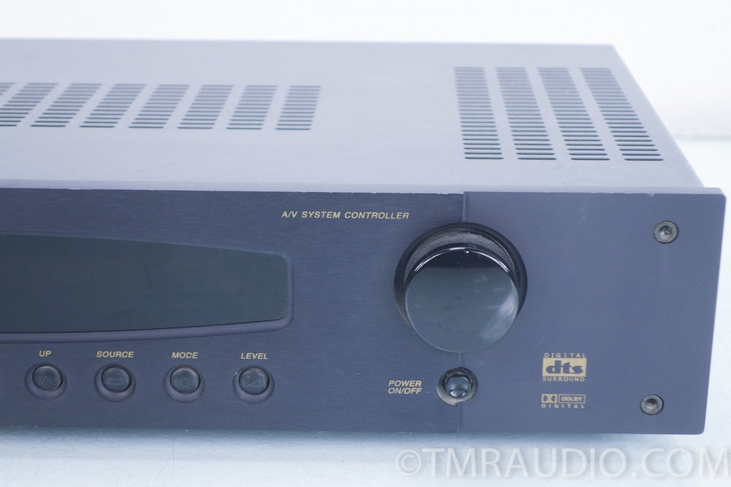 B&K Reference 20 Preamplifer / Preamp / Processor
