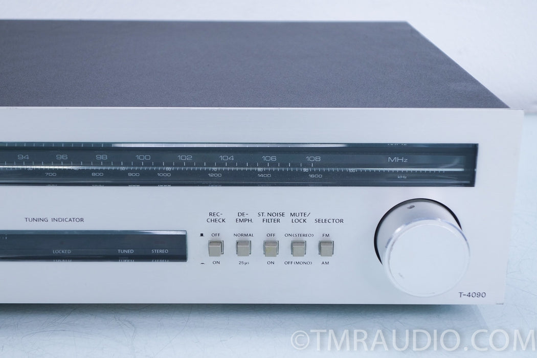 Onkyo T-4090 Vintage AM / FM Tuner