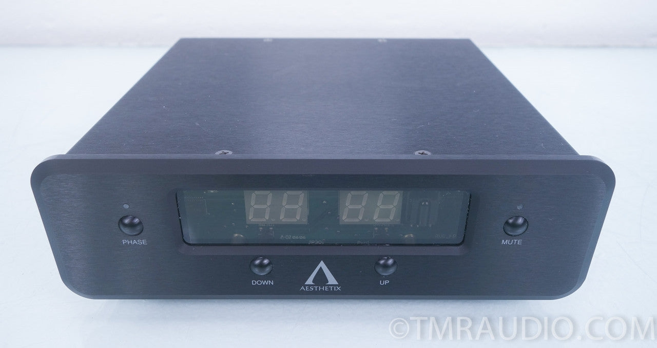 Aesthetix Audio Callisto Partial Eclipse Preamplifier w/ Remote Volume Control