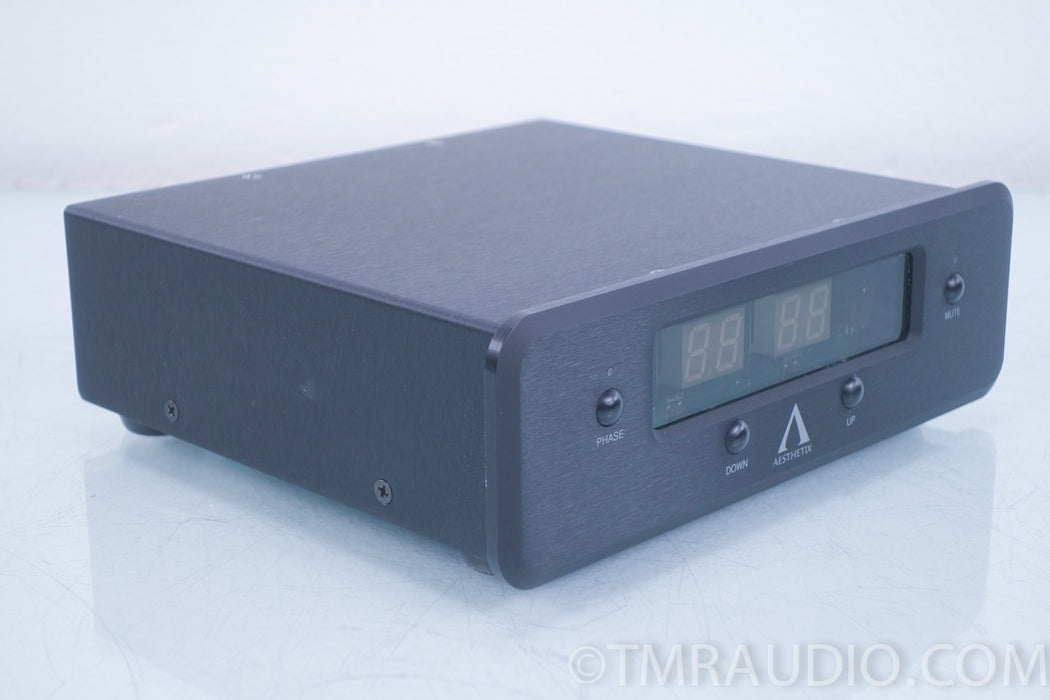 Aesthetix Audio Callisto Partial Eclipse Preamplifier w/ Remote Volume Control