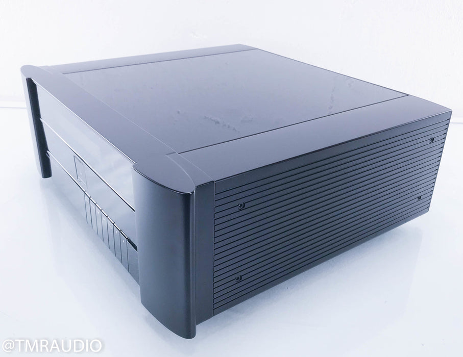 Meridian 818V2 Reference Audio Core Preamplifier / DAC / Network Player