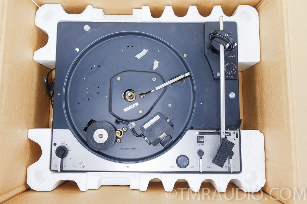 Dual 1229 Turntable in Factory Box