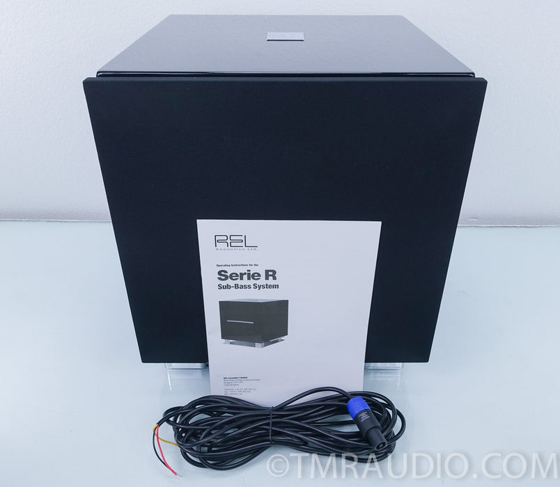 REL R-528 SE Subwoofer in Factory Box