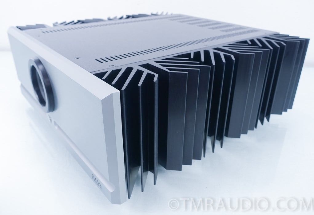 Pass Labs XA30.8 Power Amplifier s