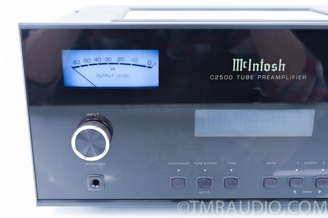 McIntosh C2500 Tube Preamplifier (1 month old)