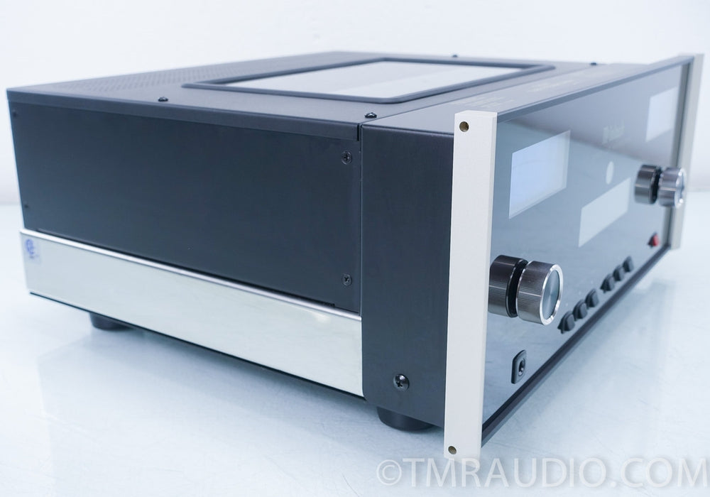 McIntosh C2500 Tube Preamplifier (1 month old)