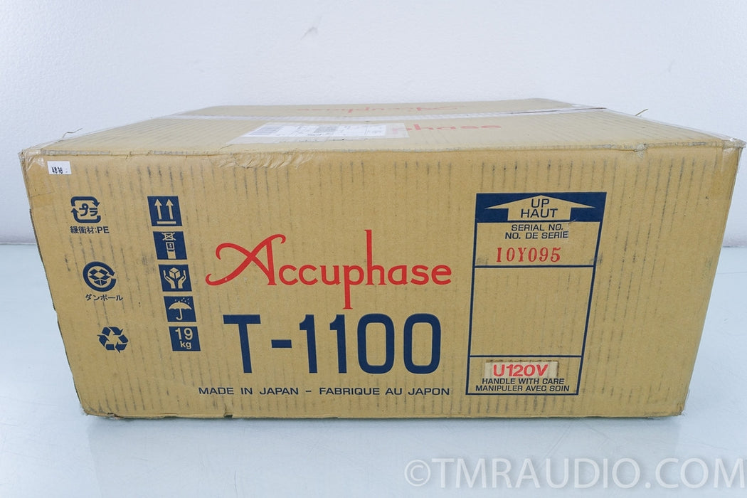 Accuphase T-1100 FM Tuner in Factory Box