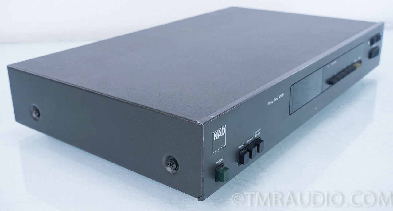 NAD 4155 Digital AM / FM Tuner